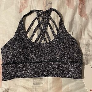 Lululemon free to be moved bra NWT size 10